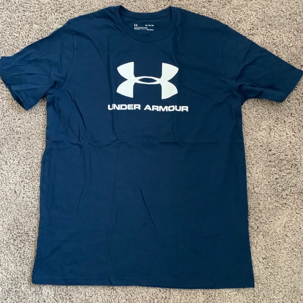 Under Armour workout Tee